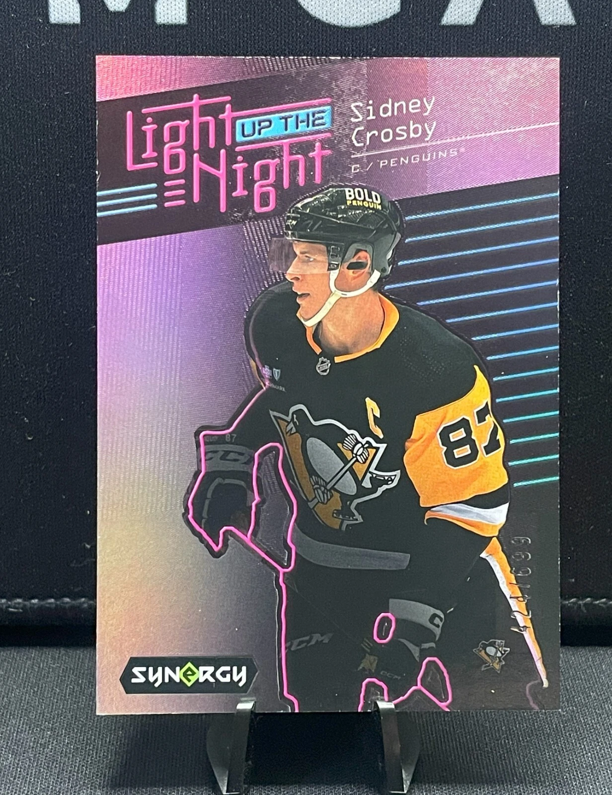 2023-24 UD Synergy Light Up The Night #LN-SC Sidney Crosby Pink /699 - Penguins